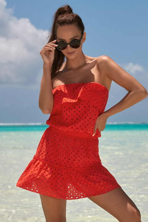 Červené dámské plážové šaty s působivým madeirovým vzorem